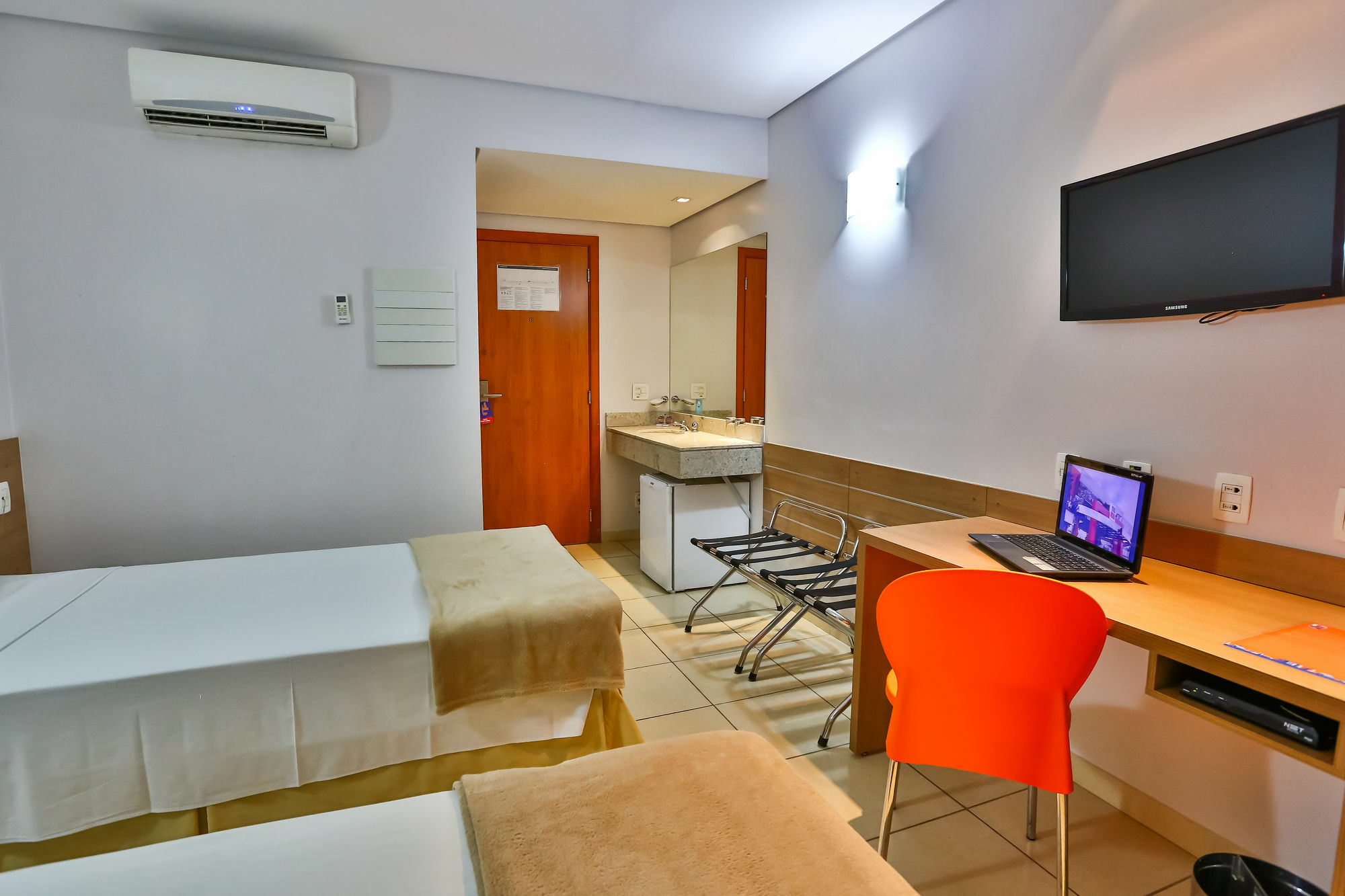 Hotel Go Inn Estacao ゴイアニア エクステリア 写真